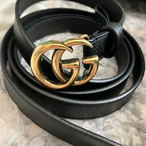 Authentic, rarely worn black/gold Gucci belt (thin)  size 115